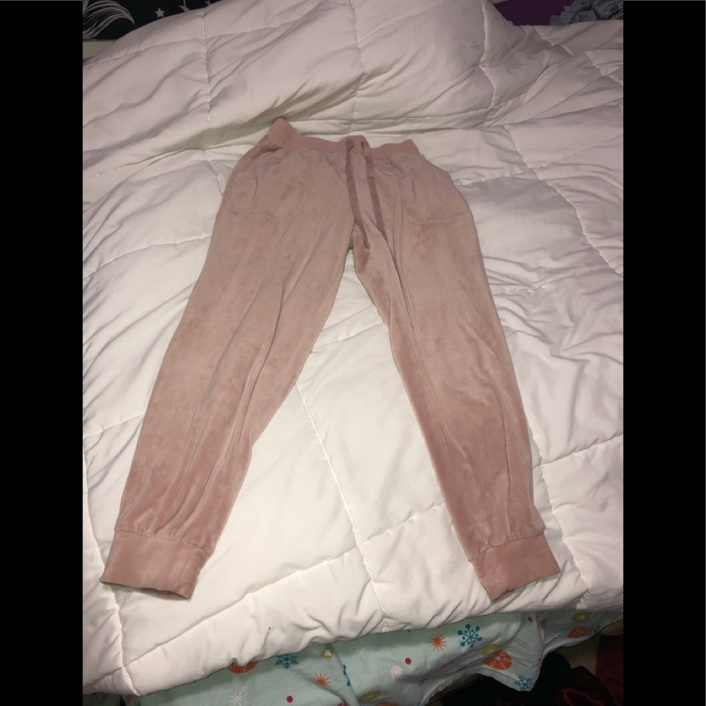 Velvet sweatpants